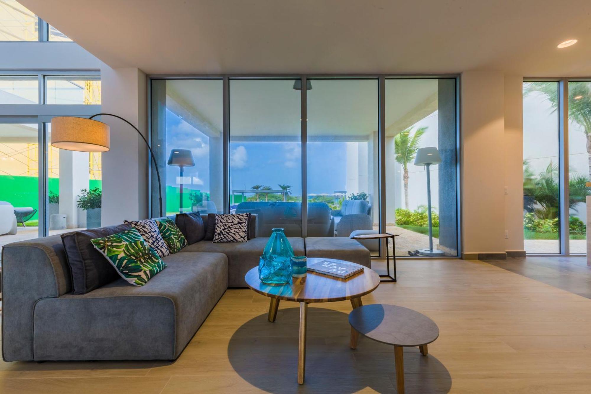 Azure Beach Residences Palm Beach Buitenkant foto