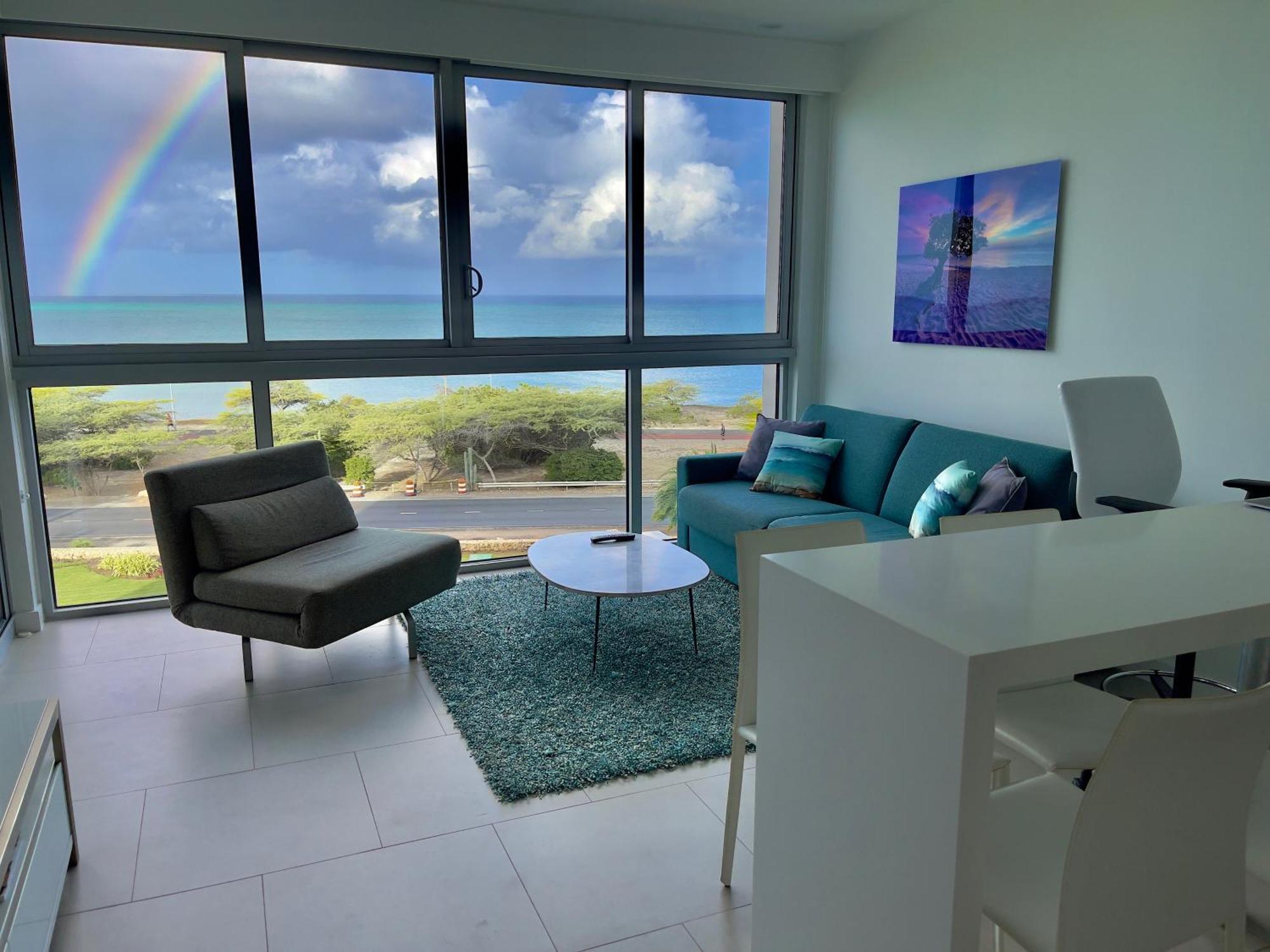Azure Beach Residences Palm Beach Buitenkant foto