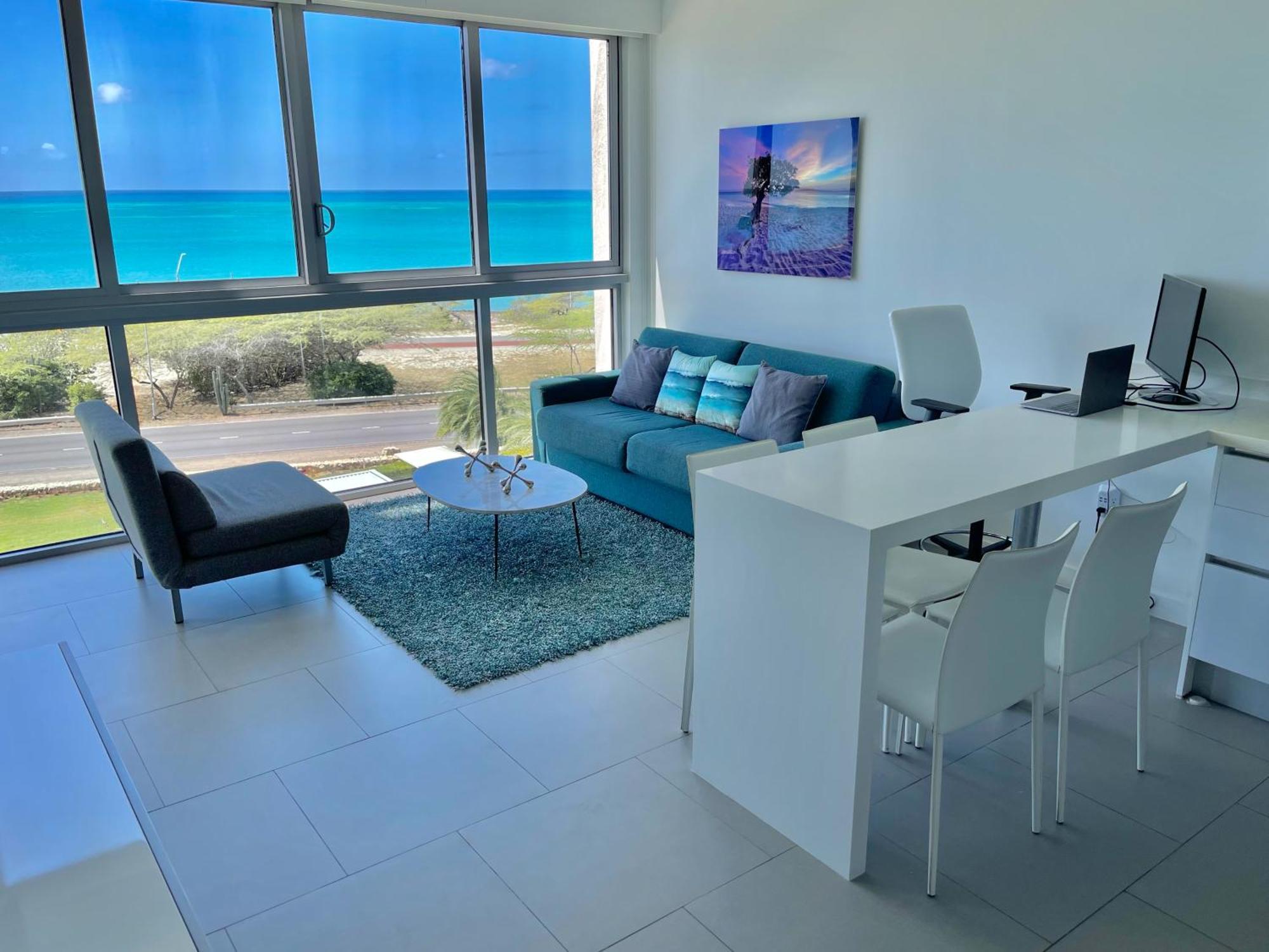 Azure Beach Residences Palm Beach Buitenkant foto