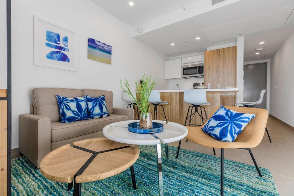 Azure Beach Residences Palm Beach Buitenkant foto
